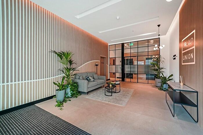 2 Bedroom Flat To Rent In Caldon Boulevard, Stonebridge Park, HA0