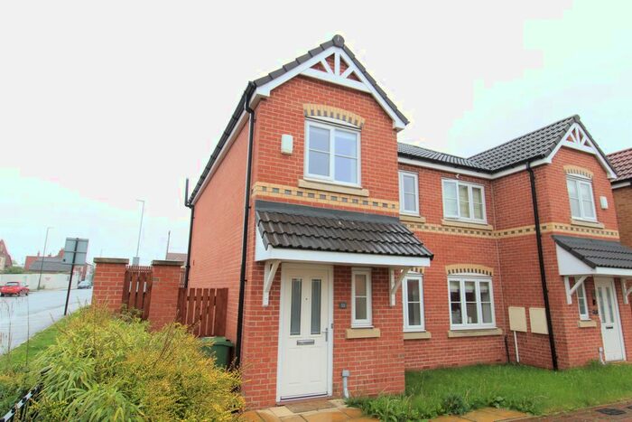 3 Bedroom Semi-Detached House To Rent In Hesley Road, Harworth, Doncaster, DN11