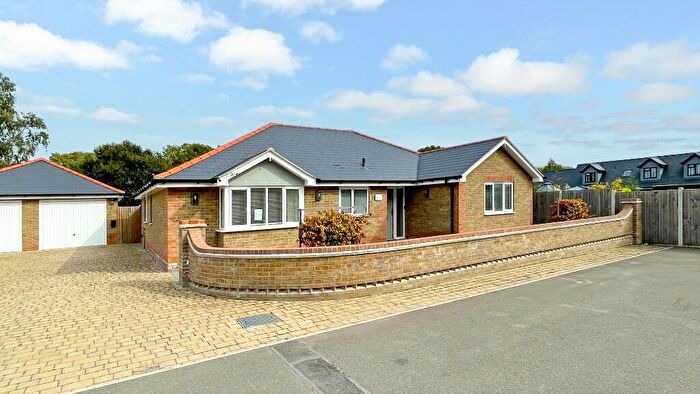 3 Bedroom Detached Bungalow To Rent In Harts Lane, Ardleigh, CO7