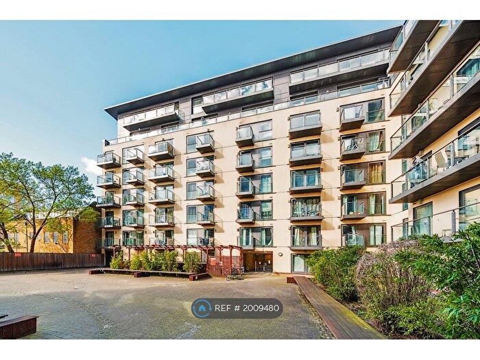 1 Bedroom Flat To Rent In High Street, Slough, SL1