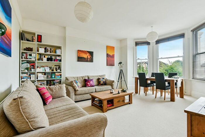 1 Bedroom Property To Rent In Nightingale Lane, Nightingale Lane, SW12