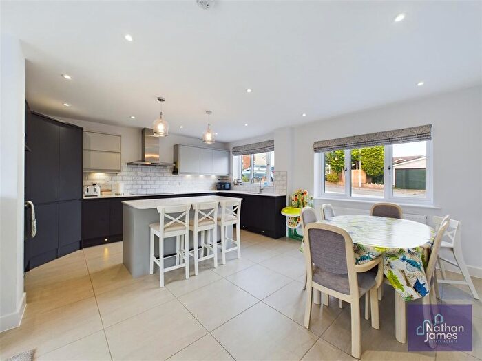 4 Bedroom Detached House For Sale In Blenheim Gardens, Magor, Magor, NP26