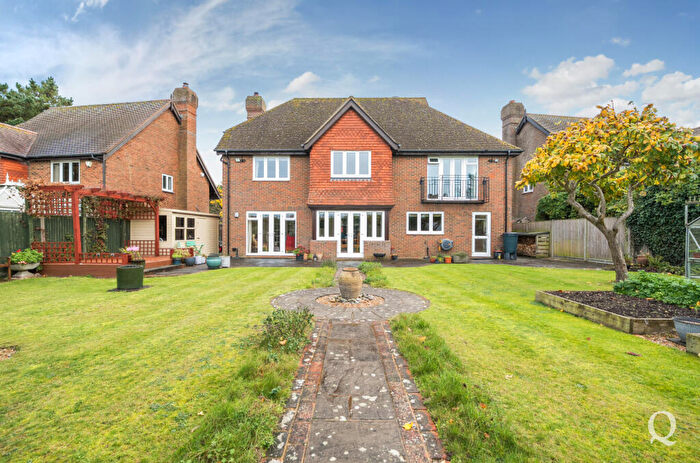 5 Bedroom Detached House For Sale In Doves Croft, Tunstall, Sittingbourne, ME9