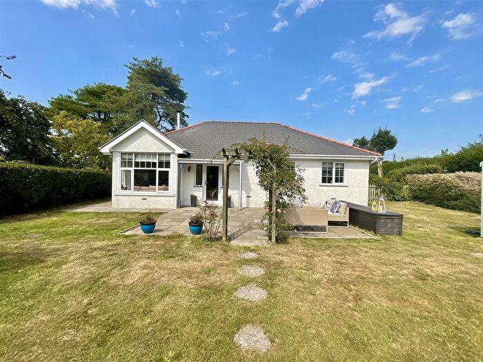 4 Bedroom Bungalow For Sale In The Links, Pembrey, Burry Port, SA16
