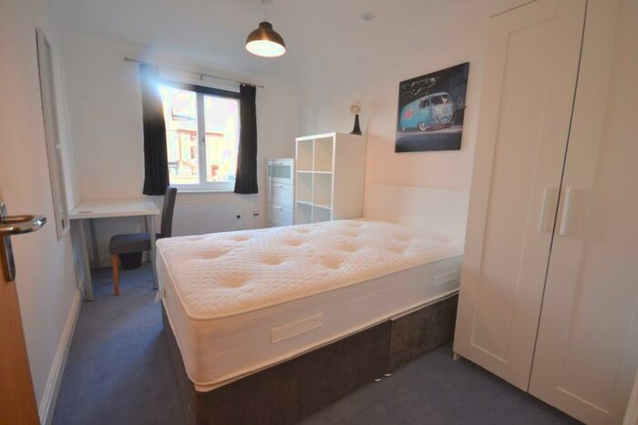 2 Bedroom Flat To Rent In Henry Bird Way, Northampton, NN4
