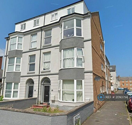 1 Bedroom Flat To Rent In South Parade, Pensarn, Abergele, LL22