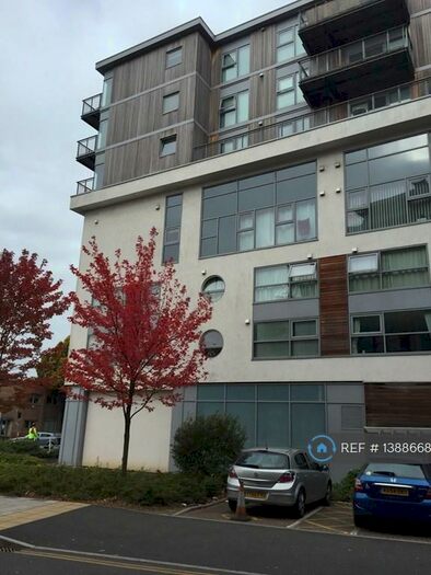 1 Bedroom Flat To Rent In Paramount, Swindon, SN1