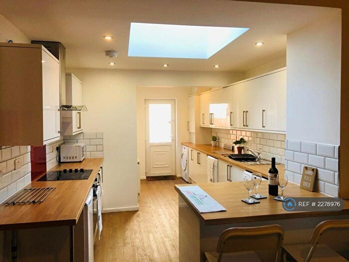 5 Bedroom Terraced House To Rent In Pomona Street, Sheffield, S11