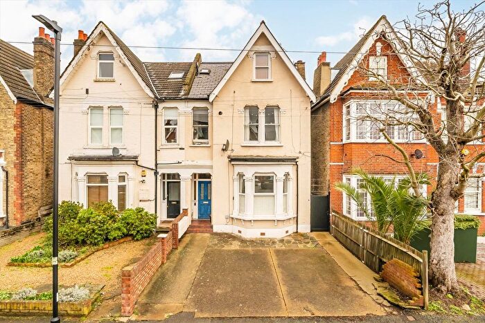 1 Bedroom Flat For Sale In Buckleigh Road, Streatham, SW16