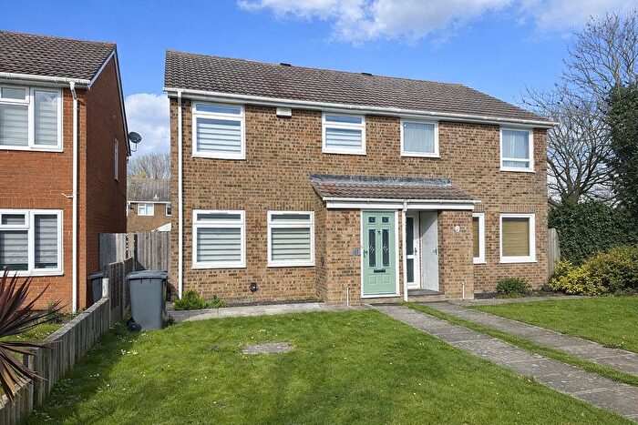 3 Bedroom Semi Detached House For Sale In Spruce Walk, Lee-On-The-Solent, PO13