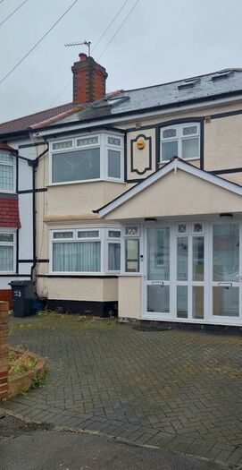 5 Bedroom Terraced House To Rent In Carolina Road, Thornton Heath, CR7