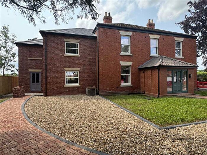 2 Bedroom Apartment For Sale In Copper Beech Court, Waltham Road, DN33