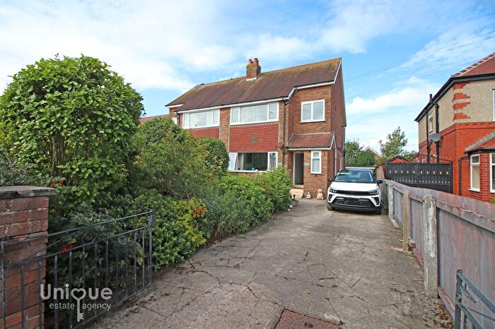 1 Bedroom Flat For Sale In Broadway, Fleetwood, FY7