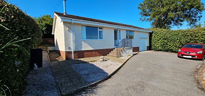 2 Bedroom Bungalow To Rent In Ashleigh Drive, Teignmouth, TQ14