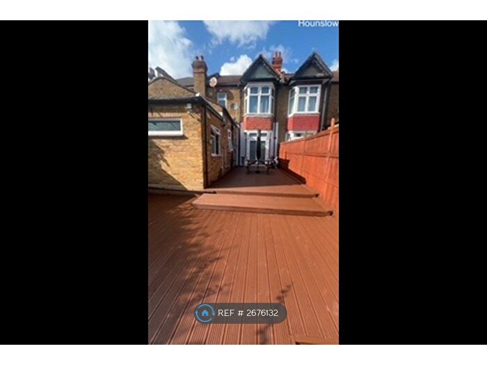 2 Bedroom Terraced House To Rent In Avonwick Road, Hounslow, TW3