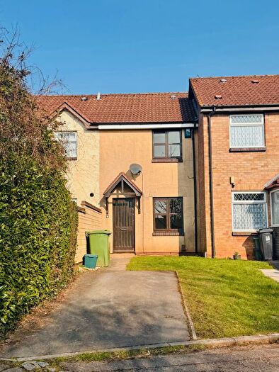 2 Bedroom End Of Terrace House To Rent In Kennmoor Close, Warmley, Bristol, BS30