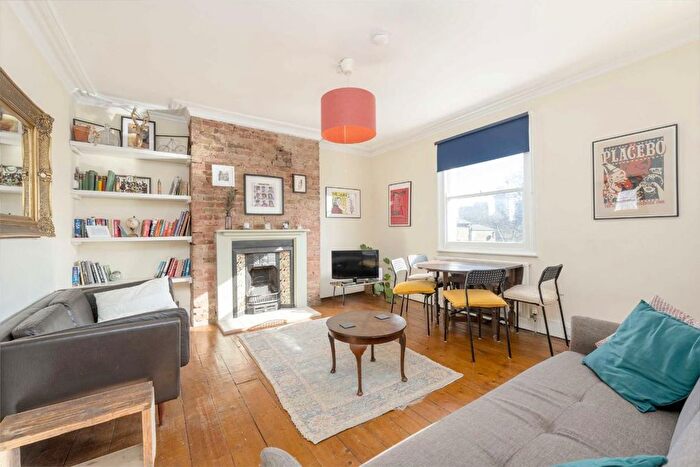 2 Bedroom Flat To Rent In Talbot Road, London, N15