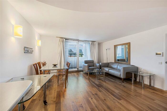 2 Bedroom Flat To Rent In Perspective Building, Westminster Bridge Road, Waterloo, London, SE1