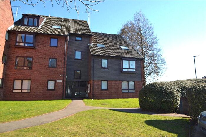2 Bedroom Flat To Rent In Birmingham, West Midlands, B17