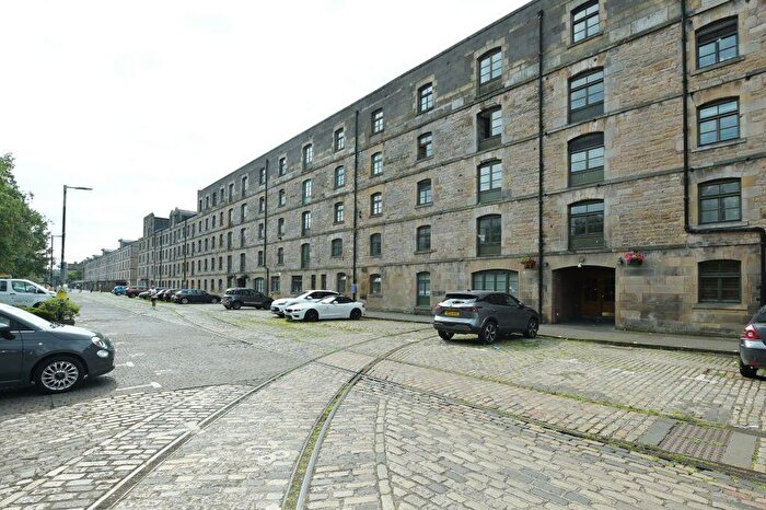 1 Bedroom Flat For Sale In / Commercial Street, Edinburgh, EH6