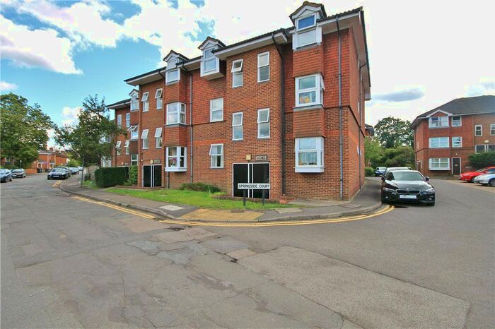 1 Bedroom Flat To Rent In Springside Court, Josephs Road, Guildford, Surrey, GU1