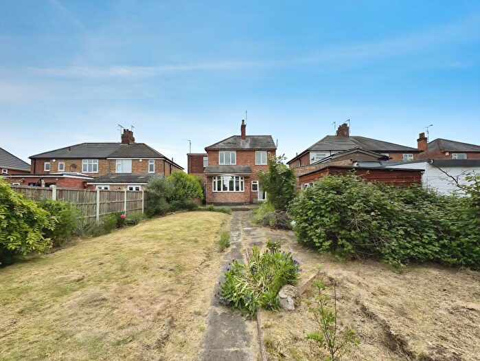 3 Bedroom Detached House For Sale In Aylestone Lane, Wigston, LE18