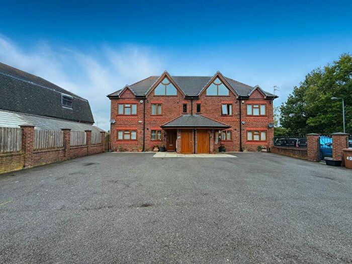 2 Bedroom Flat For Sale In Ritherup Lane, Rainhill, Rainhill, L35