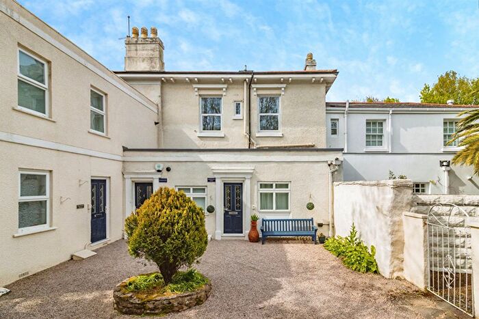 2 Bedroom Maisonette For Sale In Lower Warberry Road, Torquay, TQ1