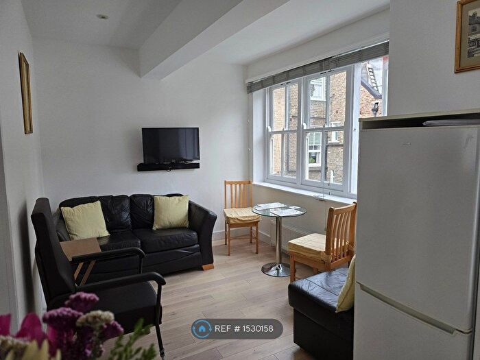 1 Bedroom Flat To Rent In Finborough Road, London, SW10