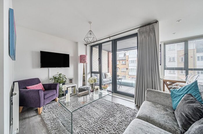 1 Bedroom Flat For Sale In Homesdale Road, Bromley, BR2