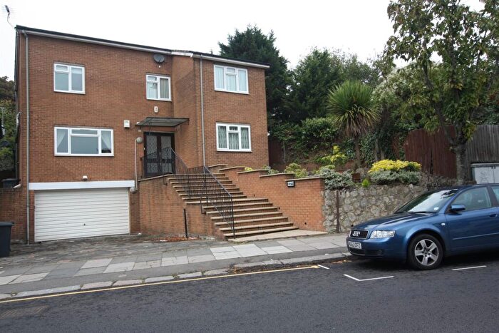 5 Bedroom Detached House For Sale In The Vale, Golders Green, NW11