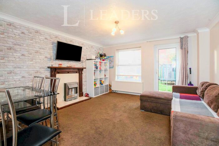 2 Bedroom Property To Rent In Meltham Close, Northampton, Northamptonshire, NN3