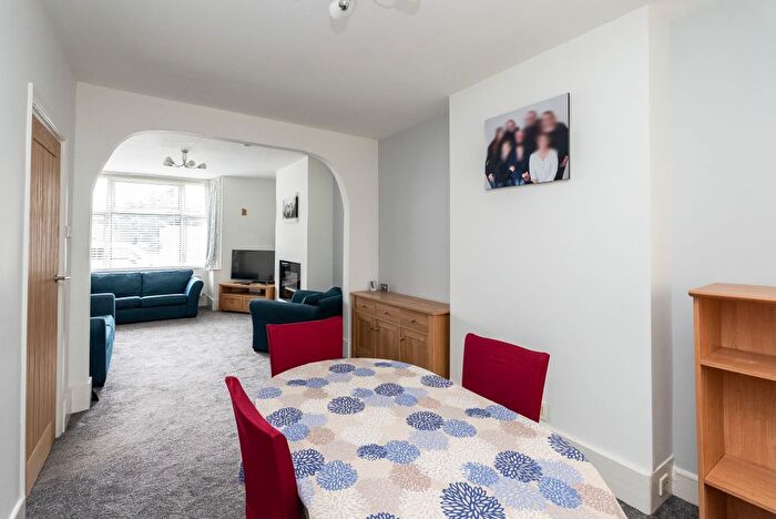 3 Bedroom Terraced House For Sale In Norfolk Road, Dorking, RH4