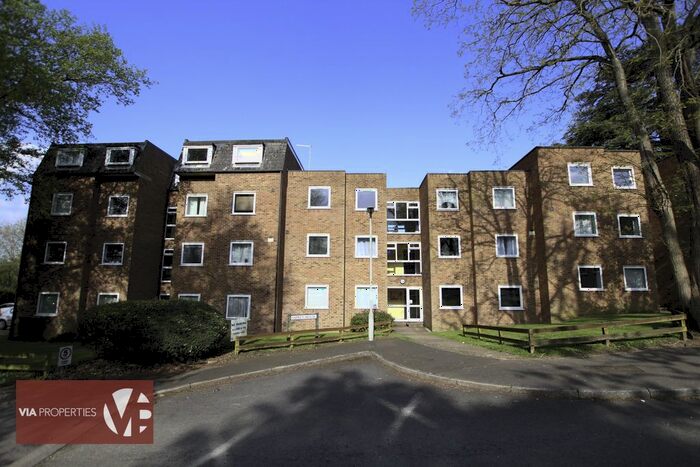 2 Bedroom Flat To Rent In Osprey House, Briardale, Ware, SG12