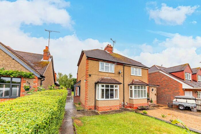2 Bedroom Semi-Detached House To Rent In Gipsy Lane, Earley, Reading RG6