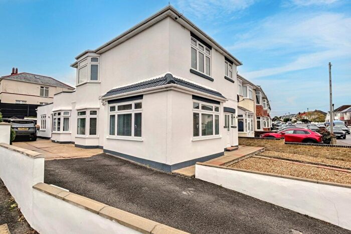 4 Bedroom Detached House For Sale In Bournemouth, BH9