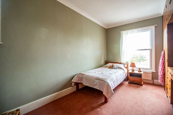 3 Bedroom Terraced House For Sale In Newmarket Road, Cambridge, CB5