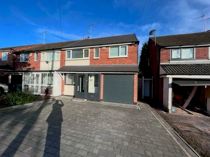 3 Bedroom Semi-Detached House To Rent In Elford Road, Harborne, B17