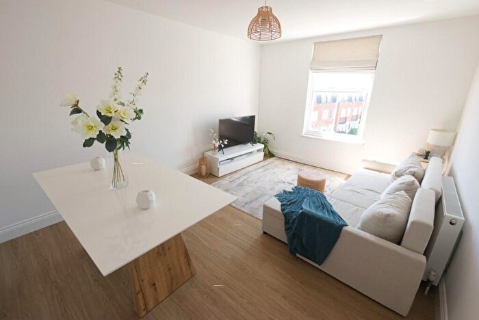 1 Bedroom Flat To Rent In - Westbourne Place, Hove, East Sussex, BN3