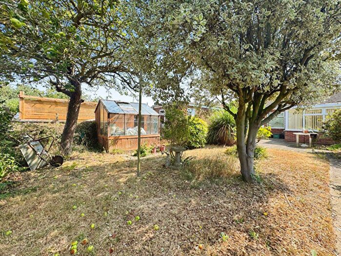 2 Bedroom Bungalow For Sale In Dover Road, Brightlingsea, CO7