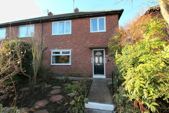 3 Bedroom Semi-Detached House To Rent In Rutland Road, Hebburn, NE31