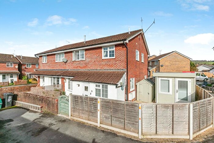 2 Bedroom Semi Detached House For Sale In Garstons Orchard, Wrington, Bristol, BS40