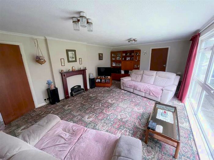 4 Bedroom Detached House For Sale In 2 The Beacon, Rosemarket SA73