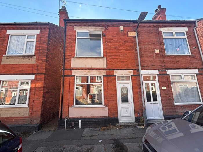 3 Bedroom Semi-Detached House To Rent In Lime Street, Sutton-In-Ashfield, NG17