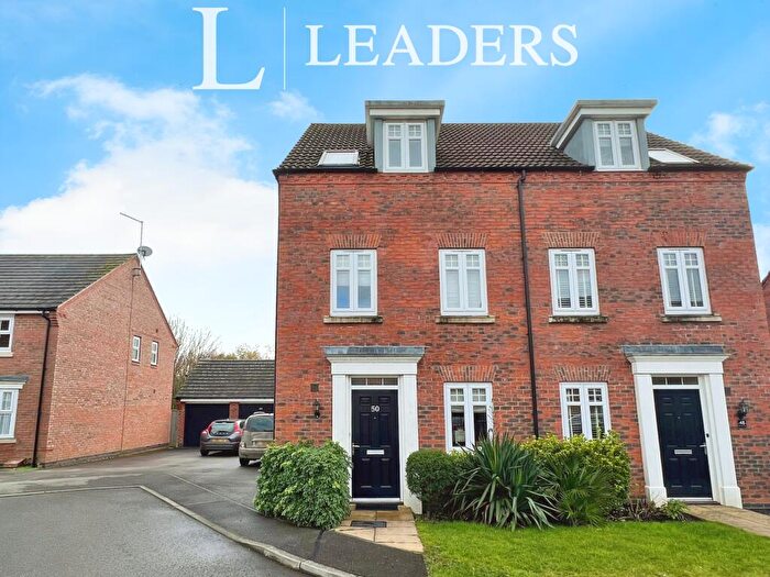 3 Bedroom Semi-Detached House To Rent In Warwick Close, Bourne, PE10