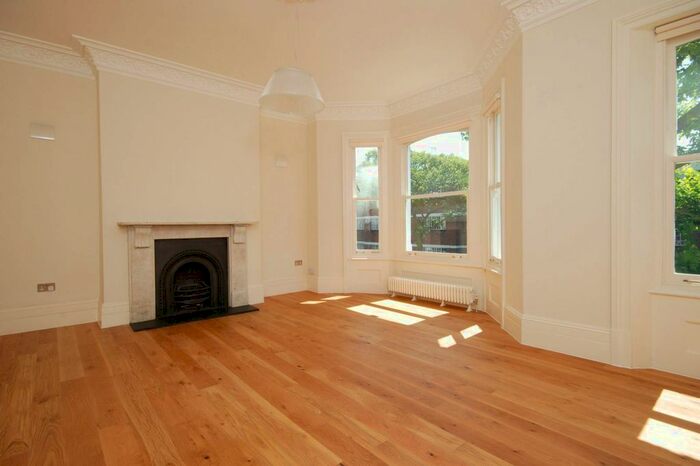 5 Bedroom Property To Rent In Parliament Hill, Hampstead, London, NW3