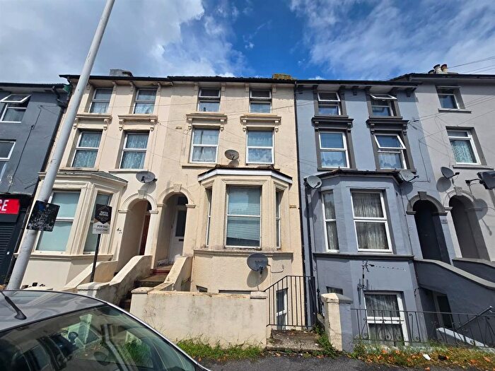 2 Bedroom Property To Rent In Dover Road, Folkestone, CT20