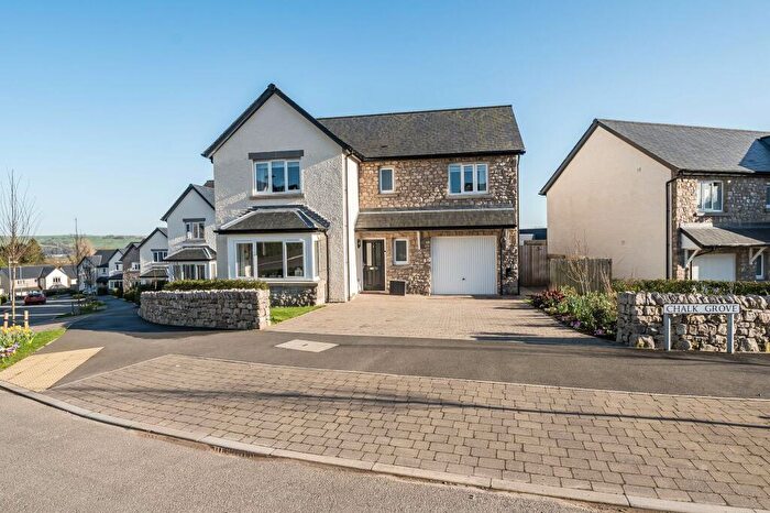 4 Bedroom Detached House For Sale In Chalk Grove, Kendal, LA9