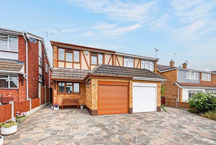 4 Bedroom Semi-Detached House For Sale In Cumberland Avenue, Benfleet, SS7