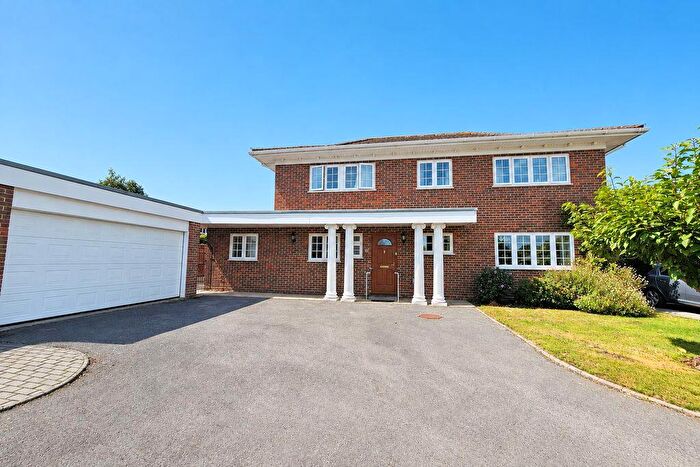 4 Bedroom Detached House For Sale In Marks Tey Road, Stubbington, PO14